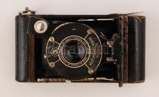 Canadian Kodak Vest Pocket Model B 4x6,5 cm kamera, javításra szorul / Camera with fault
