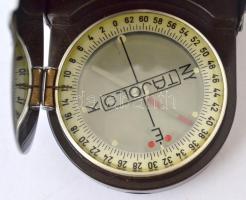 MOM katonai tájoló, eredeti bőrtokban, szép optikai állapotban nem működik /
MOM military compass, ...