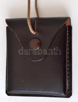 MOM katonai tájoló, eredeti bőrtokban, szép optikai állapotban nem működik /
MOM military compass, ...