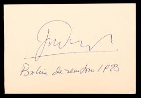 1983 Jorge Amado (1912 - 2001) brazil író saját kezű aláírása papírlapon, 10x15cm /1983 Original signature of Jorge Amado (1912-2001) Brazilian writer, 10x15cm