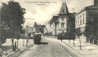 Nagyszeben, Hermannstadt, Sibiu; Schewis utca, villamos / Schewisgasse / street, tram