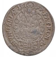 1697C-H 3kr Ag "I. Lipót" Pozsony (1,55g) T:2 / 
Hungary 1697C-H 3 Kreuzer Ag "Leopo...