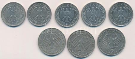 NSZK 1970-1991. 1M (5xklf) + 2M (3x) T:2
FRG 1970-1991. 1 Mark (5xdiff) + 2 Mark (3x) C:XF