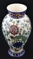 Zsolnay historizáló váza, kézzel festett porcelánfajansz, keleties virágdekorral, jelzett  (TJM mass...