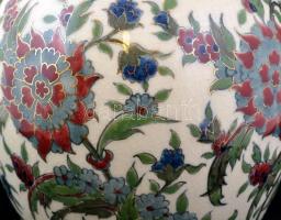 Zsolnay historizáló váza, kézzel festett porcelánfajansz, keleties virágdekorral, jelzett  (TJM mass...