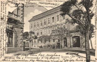 Újvidék, Erzsébet tér, polgári és felső kereskedelmi iskola, kiadja Herger Ágoston / square, business school