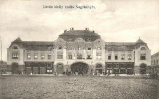 Nagybánya, István király szálló, üzletek; Kovács Gyula kiadása / hotel