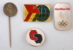 10db klf jelvény és kitűző, nagyrészt sport témában T:2 egyiken zománchiba
10pcs of diff badges and...