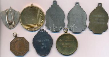 7db klf sport díjérem, közte 1903. "Typographia Sport Club" Br díjérem, szalag nélkül (33m...