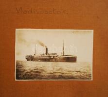 1920-21 Hajós út , közte Vladivosztok, Shanghai, Szingappur, Djibouti, Szuezi csatorna, Port Said és a  Scharnhorst csatacirkáló (5db) fotói albumba ragasztva, összesen 40db, szép állapotban, 4x6cm / cca 1920-21 Boat trip, including Vladivostok, Shanghai, Singapore, Djibouti, Suez Canal, Port Said and Scharnhorst battlecruiser Photos (5 pieces) in album taped, total 40pcs, in good condition, 4x6cm