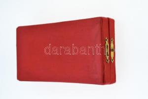 Vietnam ~1970. "Barátság Érem" zománcozott ezüstözött Br kitüntetés, sorszámozott "VN...