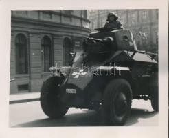 1941. 03. 24. Páncélozott jármű díszfelvonuláson Budapesten, fotó, 6x8cm