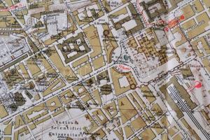 cca 1930-1940, 3 db. német nyelvű térkép (Bécs, Frankfurt, Róma): Griebens Stadtplan von Wien, Berli...