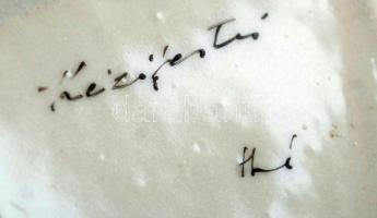 Favágó, jelzés nélküli porcelán figura, kézzel festett, hibátlan, m: 15 cm