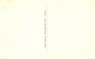 Ankara, Angora; Le Statue de Gazi et l'Is Bankasi / square