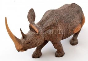 Kenyai orrszarvú, faragott fa, jelzés nélkül, m:20 cm, h:33 cm