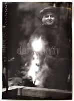 cca 1975 Kalocsai Rudolf: Edző mester, feliratozott vintage fotóművészeti alkotás, 40x25 cm