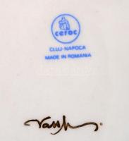 Ceroc virág mintás váza, kézzel festett, jelzett, hibátlan, m:37 cm