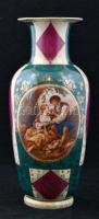 Victoria Austria szerelmi jelenetes váza, matricás, jelzett, karcolásokkal, m:37 cm