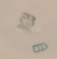 Victoria Austria szerelmi jelenetes váza, matricás, jelzett, karcolásokkal, m:37 cm