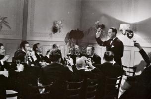 cca 1940 Magyar film Iroda 10 db filmfotó különbőző filmekből számos magyar színésszel 11x9 cm