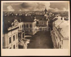 cca 1930 Veszprém, látkép a toronyból, jelzés nélküli vintage fotóművészeti alkotás Balogh Rudolf hagyatékából, 24x30 cm