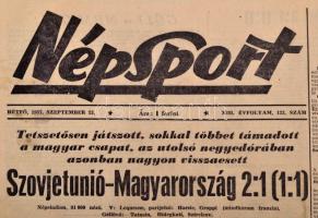 1955-57 Focival kapcsolatos újságok, Népsport és Sport,  10db egész és töredék számok, különböző min...