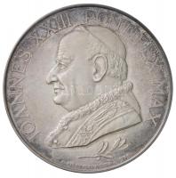 Vatikán 1973. XXIII. János pápa halálának 10. évfordulója Ag emlékérem tokban. Szign.: G.M. Monassi (40g/0.925/44mm) T:PP oxidáció, ujjlenyomat, felületi karc / Vatican 1973. 10th Anniversary of the Death of Pope John XXIII Ag medal in case. Sign.: G.M. Monassi (40g/0.925/44mm) C:PP oxidation, fingerprint, slightly scratched