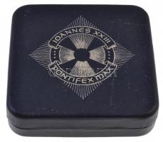 Vatikán 1973. "XXIII. János pápa halálának 10. évfordulója" Ag emlékérem tokban. Szign.: G...