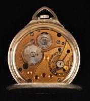 Szecesziós díszítésű, másodpercmutatós fém Tiega  zsebóra, működik, bruttó: 45.9 gr. /
Art-nouveau ...