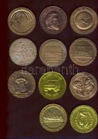 Románia 26db modern főleg nagyalakú filatéliai ill. filatéliai-numizmatikai emlékplakett (Br, kevés ...