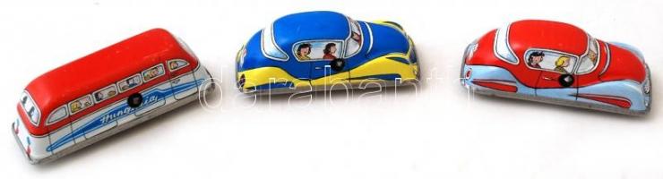 Közlekedés lemez terepasztal. Lemez játék eredeti dobozában, újszerű állapotban autókkal, táblákkal,...