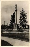 Ipolyság, Sahy; Horthy Miklós tér, Népbank, szobor / square, bank, statue