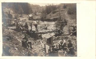 I. Világháborús osztrák-magyar katonai lap, Tábori "házi színház", "bábszínház" ...