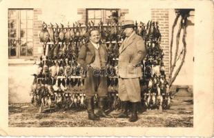 1935 Vadkacsa teríték vadászat után, vadászok Olaszországban / mallards after hunting, photo (EK)