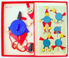 cca 1930 Összerakható fa játék,  eredeti dobozban, 21x25cm