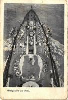 Déli pihenő egy osztrák-magyar hadihajó fedélzetén / Mittagspause am Bord / K.u.K. Kriegsmarine, break on board of a battleship (fa)