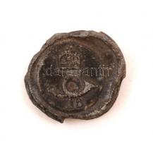 Magyar Királyi Posta ólom plomba (Budapest, II 70), kis sérüléssel, d: 2 cm