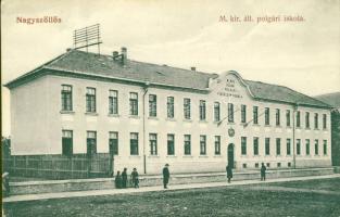 Nagyszöllős School