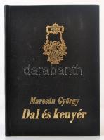 Marosán György: Dal és kenyér. Budapest, 1989, Élelmezésipari Dolgozók Szakszervezete, 55 p. Kiadói műbőr kötés. A szerző, Marosán György dedikációjával. A névsornál tollal jegyzet, aláhúzás.