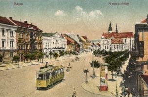 Kassa, Kosice; Fő utca alsó része, villamos, Korona bank / lower part of main street, tram, shops