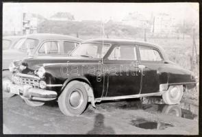 cca 1940-60 Amerikai autók fotói albumba rendezve, nagy méretűek, jó állapotban, 34db, 12x16cm