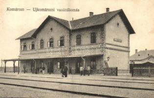 Komárom, Komárno; Újkomáromi vasútállomás / railway station (EB)