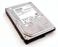 Toshiba DT01ACA050 Desktop SATA3 merevlemez, 500 GB, 7200 RPM, 32MB cache, jó állapotban