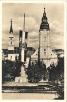 Losonc, Lucenec; Kossuth Lajos tér, országzászló / square, flag