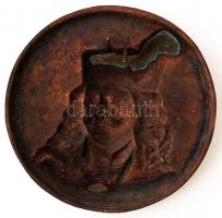 II. Rákóczi Ferenc bronz domborműve. Jelzés nélkül. Kis patinával d: 17 cm