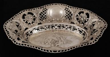 Ezüst (Ag.) áttört antik kínálókosár puttós jelenettel, jelzett, mesterjeggyel,(BP), nettó: 336 g, 2...