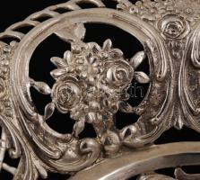 Ezüst (Ag.) áttört antik kínálókosár puttós jelenettel, jelzett, mesterjeggyel,(BP), nettó: 336 g, 2...