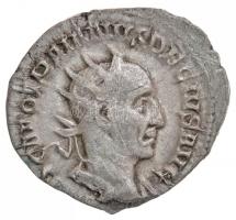 Római Birodalom / Róma / Traianus Decius 249-251. Antoninianus Ag (3,5g) T:2 k. /  Roman Empire / Rome / Trajan Decius 249-251. Antoninianus Ag IMP C M Q TRAIANVS DECIVS AVG / ADVENTVS AVG (3,5g) C:XF scratched RIC IV 11b.