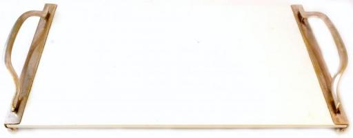 Mázas fajansz edényalátét, ezüstszínű fém fogantyúkkal, 40x25x5 cm